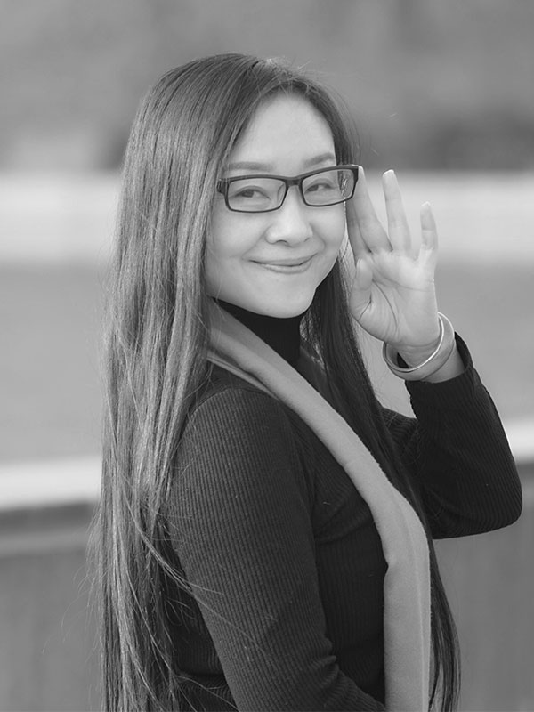 蒲小琼